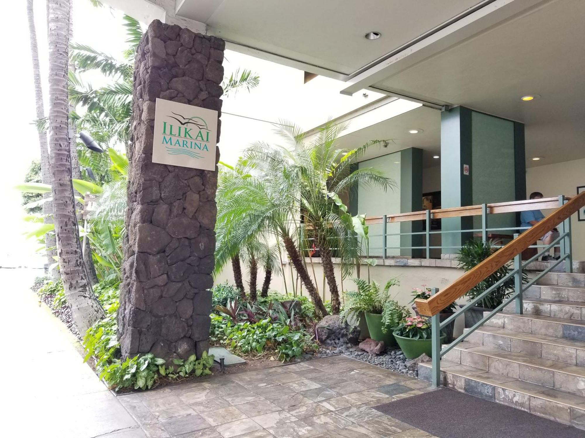 Ilikai Marina 1291 City View Studio